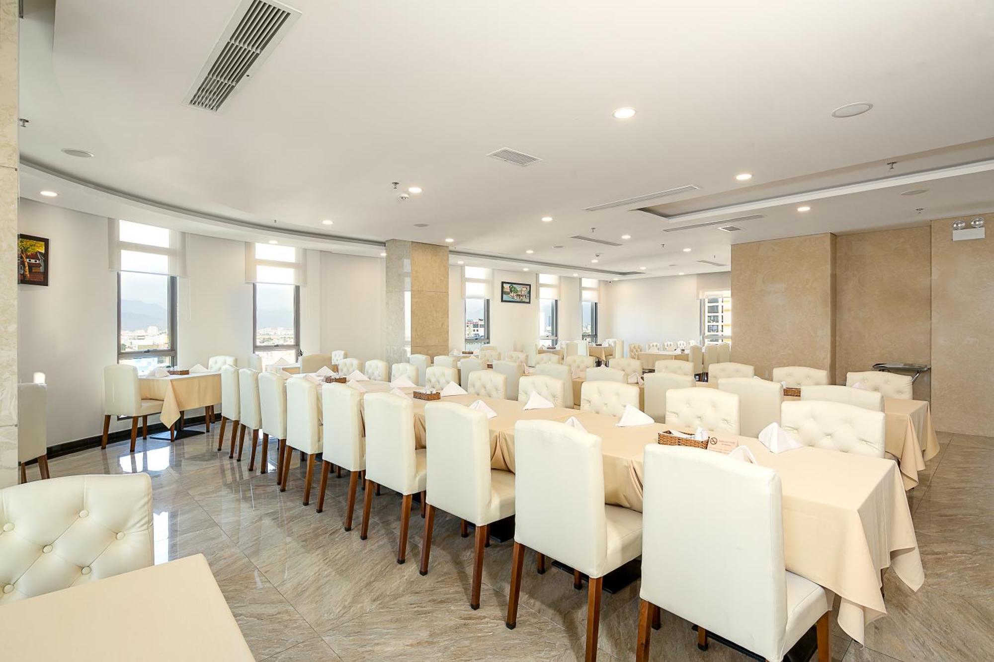 Tamarind Danang Beach Hotel Экстерьер фото