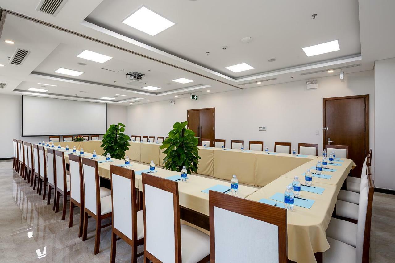 Tamarind Danang Beach Hotel Экстерьер фото